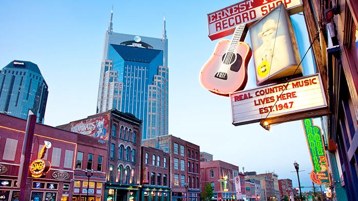 Juli - Nashville, USA
