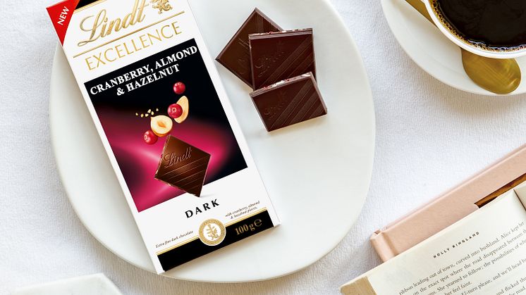 Höstens nyhet är här! Upptäck nya Lindt EXCELLENCE Cranberry, Almond & Hazelnut!