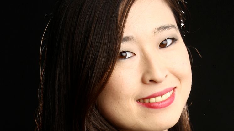 Asuka Nakamura, piano