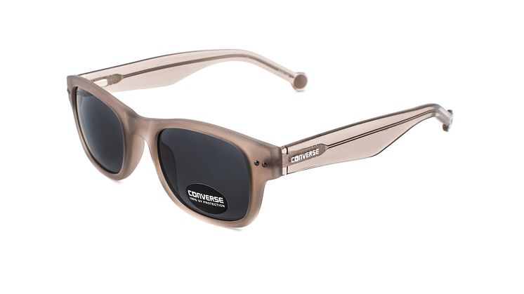 Specsavers lanserer Converse-briller