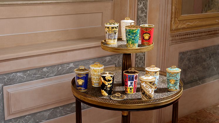 The most iconic Rosenthal meets Versace motifs on an elegant series of candles. 
