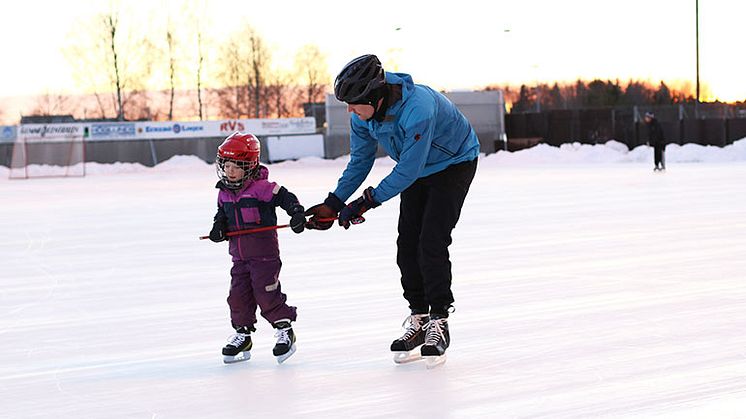 Fram till och med sportlovet kan du åter låna skridskor kostnadsfritt på Norrtälje Sportcentrum.