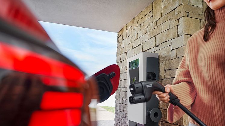 E3/DC bringt erste TÜV-zertifizierte Kombi-Lösung für bidirektionales Laden auf den deutschsprachigen Markt 
