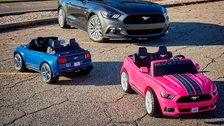 A Ford és a Fisher-Price bemutatja a Mustang gyermekváltozatát, minden idők legmodernebb Power Wheels kisautóját 