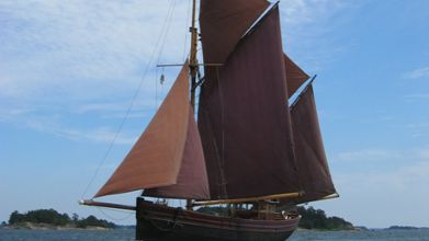 Forskningsfartyget R/V Sunbeam undersöker Västeråsfjärdens sediment 