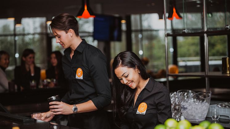Bartendere på jobb gjennom Time2Staff