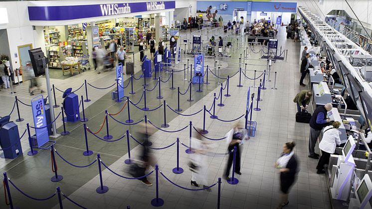 Stor flygplats säkerställer bra luftkonditionering med fläktvägg