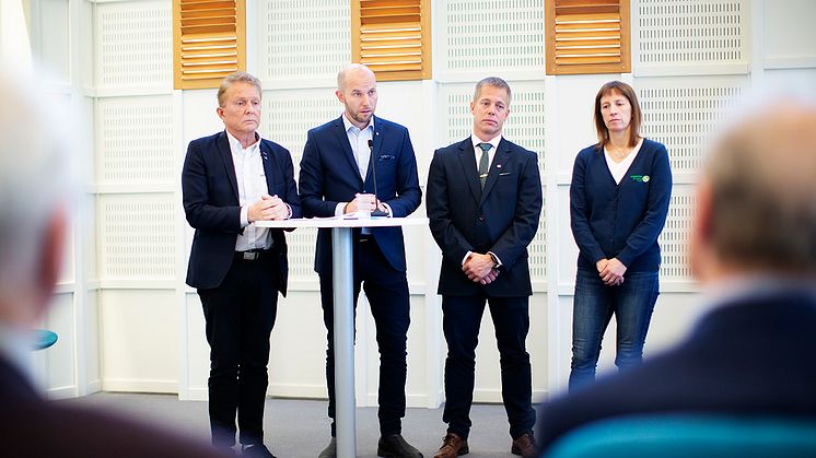 Kenneth Backgård, sjukvårdspartiet, Claes Nordmark, socialdemokraterna, Johan Grön, centerpartiet och Catarina Ask, miljöpartiet presenterade i dag majoritetskoalitionen Framtid Boden.