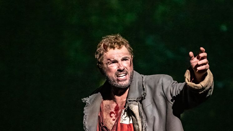 Les Misérables. Peter Jöback as Valjean. Photo credit Johan Persson