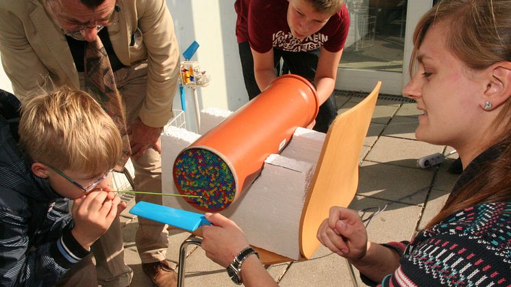 Jugendliche forschen zum Wind / 6. Vernetzungstreffen "Schule mit Energie" am 6. Oktober 2014