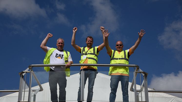 Caterpillar Operator Challenge 2019, europafinalen. Glada svenska deltagare.