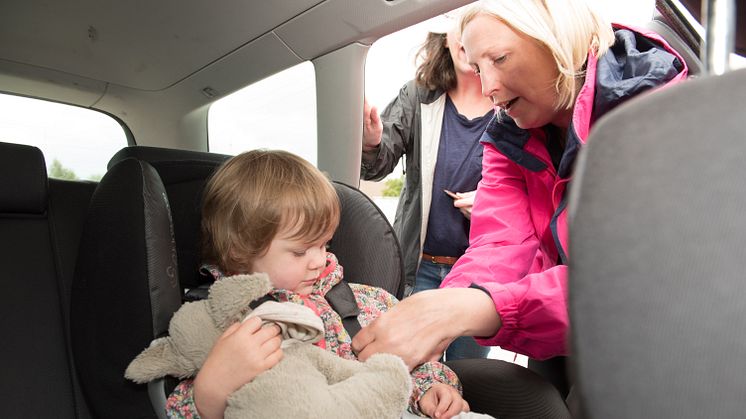 Get life-saving advice at our child car seat clinics