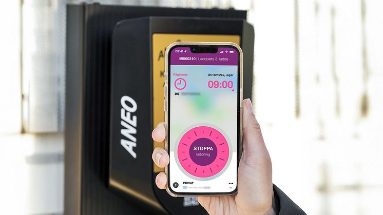 EasyPark och Aneo Mobility inleder samarbete kring elbilsladdning i Sverige