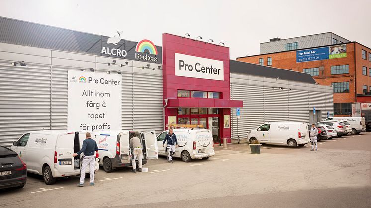 Securitas tecknar avtal med Alcro Pro Centers tio butiker i Sverige. Foto: Alcro Pro Center.