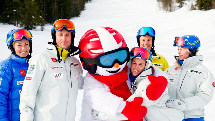 Svenska alpina skidstjärnorna möter barn och ungdomar under Sälen Winter Games