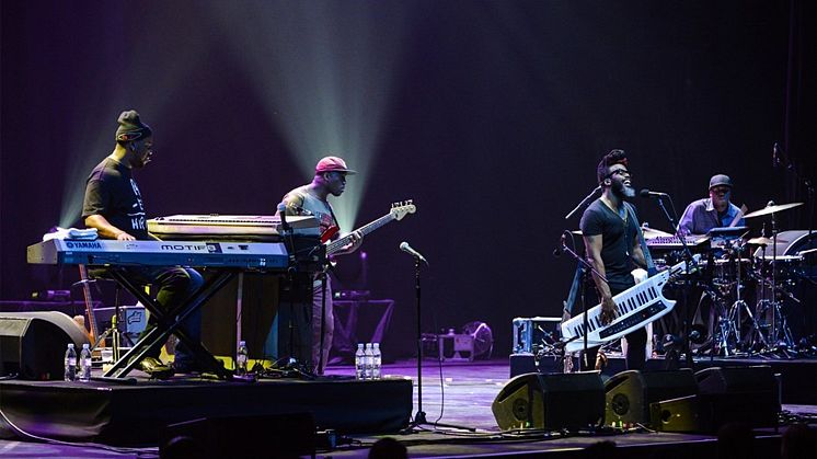 Den Grammy-vindende jazzpianist Robert Glasper gæster Lille VEGA med sit eklektiske musikunivers