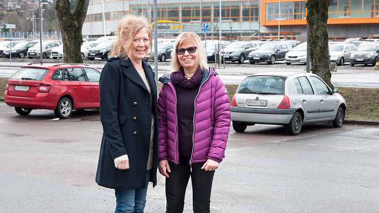 Tarja Heikkilä och Kerstin Thell på Partille alkohol- och narkotikamottagning anordnar samtalsgrupper för föräldrar till missbrukande ungdomar.