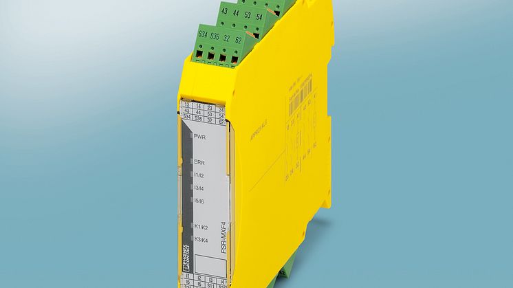 Multifunctional safety relay for smaller machine applications