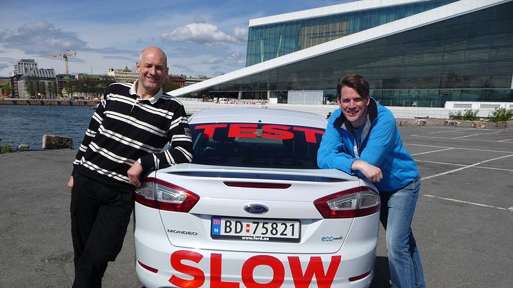 Knut Wilthil og Henrik Borchgrevink kjørte 2536,4 km på en dieseltank med en ordinær Ford Mondeo ECOnetic