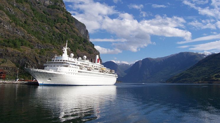 Fred. Olsen Cruise Lines’ Boudicca to undergo refurbishment at Bremerhaven’s Lloyd Werft in November 2015
