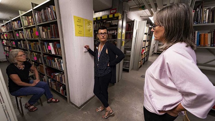 Bibliotekarierna Kerstin Johansson, Karin Malmström och Eva Olow.