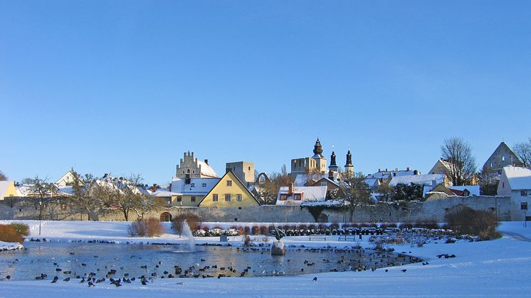 Nu lanserar Viking Line adventskryssningar till Visby.