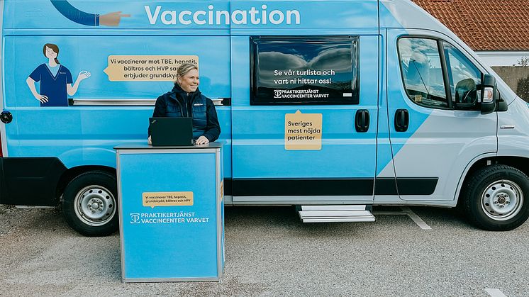 Karin Fröberg startar Praktikertjänsts första vaccinationsmottagning.