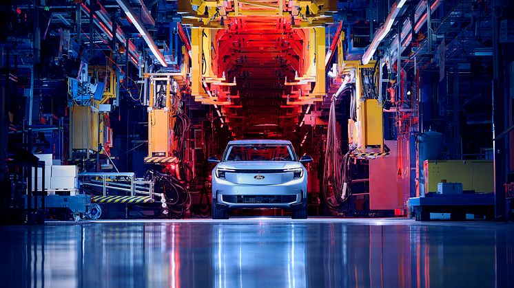 Produktion av nya helelektriska Explorer drar igång vid Ford Cologne Electric Vehicle Center 