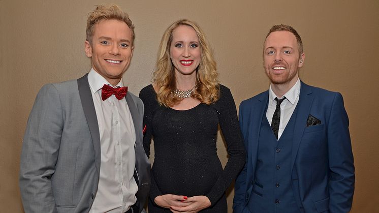 Glittrande extra allt! Musikalstjärnorna Peter Johansson, Matilda Grün, Jesper Sjöberg –På turné med ”Julen är här” 2015