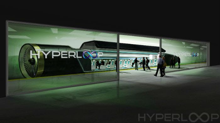 Passagerare kliver ombord Hyperloop One.