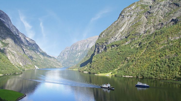 Flåm AS med The Fjords opererer med ekstra kapasitet for busser og biler mellom Flåm og Gudvangen