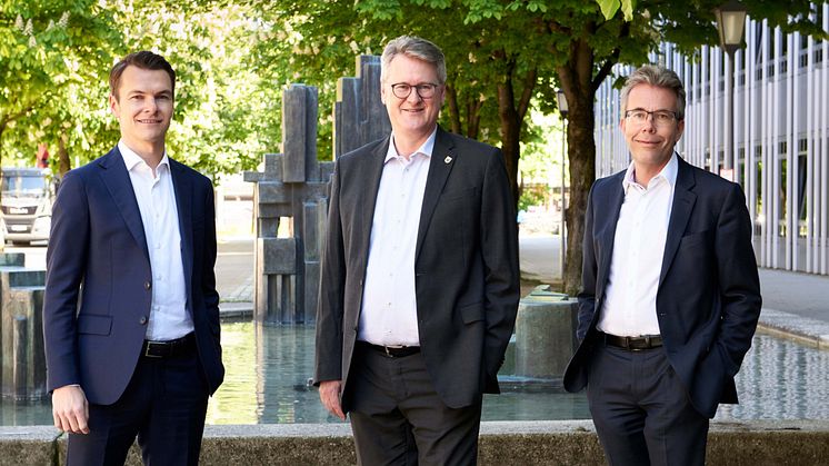 V.l. Sebastian Eder, Dr. Bernhard Bauer und Marcus Widrich