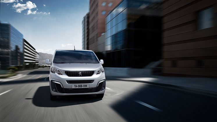 Nya Peugeot Expert tar ett kliv in i framtiden