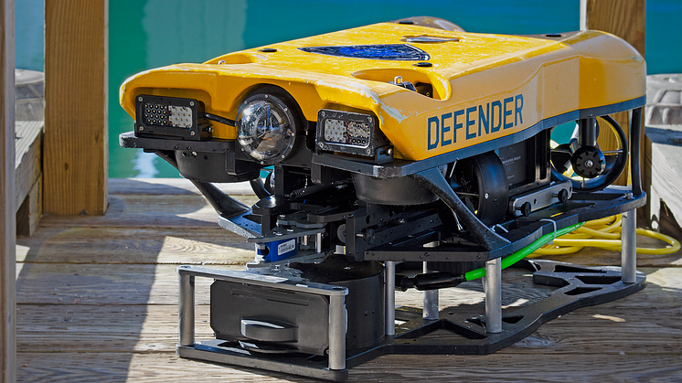 The new Flexview mounted on VideoRay’s Defender MSS