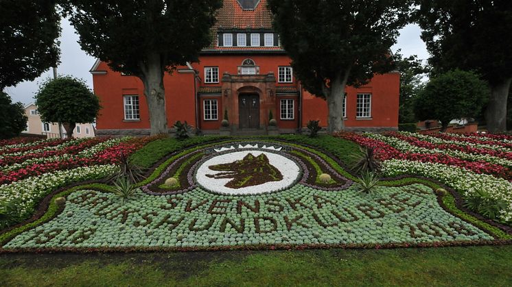 Pressinbjudan - HUNDraåring tackar Ronneby kommun