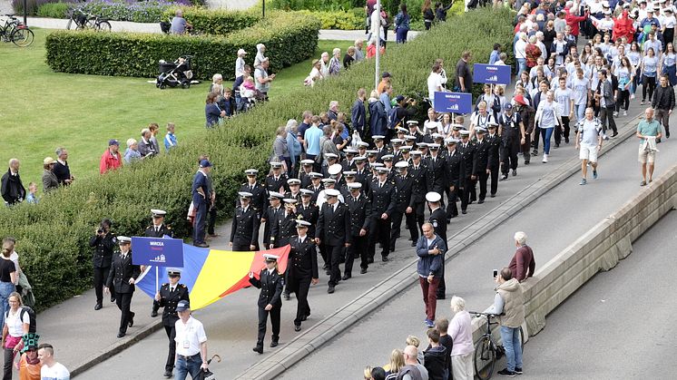 En glimt av Crew Parade 