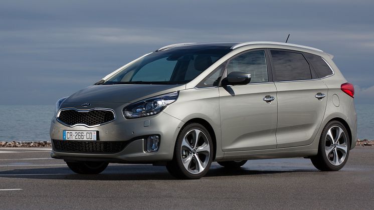 Kia introducerar nya rymliga och praktiska Carens