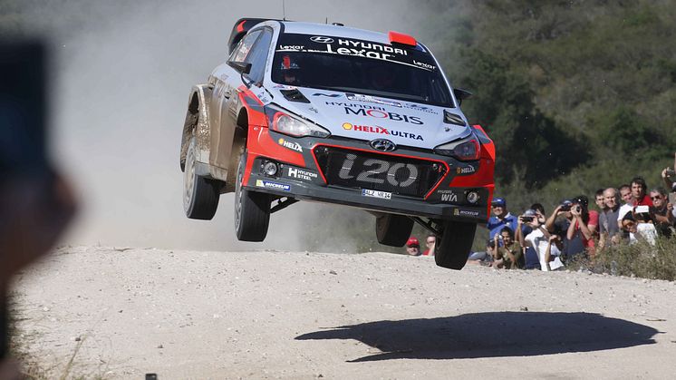 Hyundai och Hayden Paddon segrare i Rally Argentina