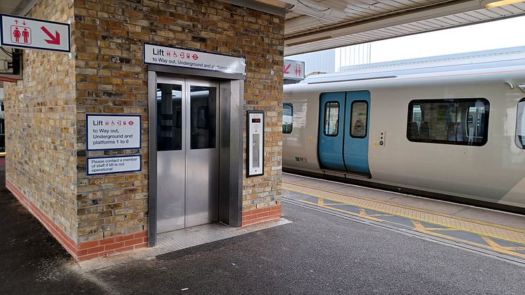 New lifts for Finsbury Park station