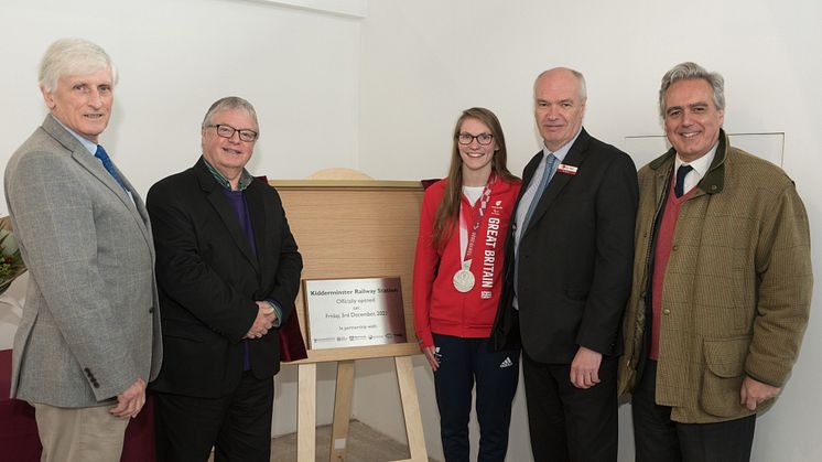 Team GB swimmer Rebecca Redfern with invited guests at Kidderminster station