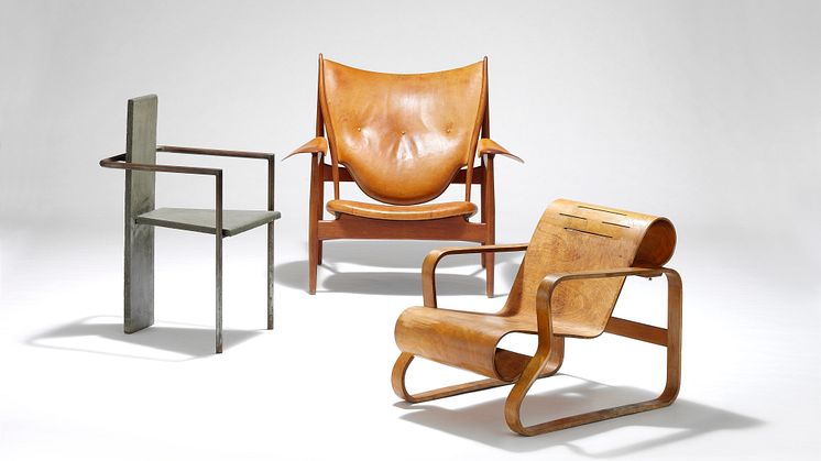 Tre nordiske ikoner: Concrete Chair, Høvdingestolen og Paimio-stolen.