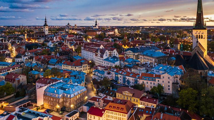I Estlands huvudstad Tallinn möts tradition och modern kultur. Foto: Kaupo Kalda.
