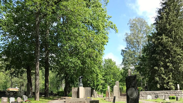 ​Lindesberg har fått en kyrkogårdsguide