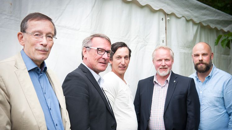 Från vänster:  Lars Calmfors, Raimo Pärssinen, Fredrik Nilsson, Hans Eriksson och Daniel Suhonen.