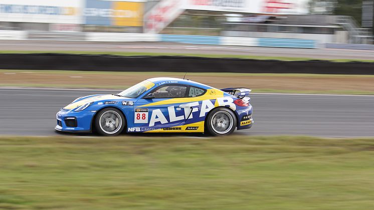 Erik Behrens-Daniel Roos, Porsche Cayman. Segrare Swedish GT, GTB. Foto: Jerker Johansson