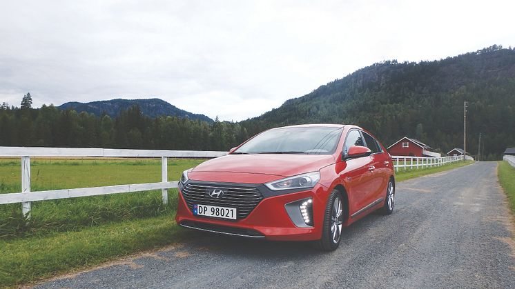 Hyundai IONIQ hybrid