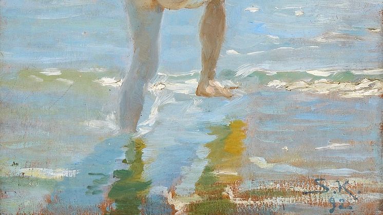P. S. Krøyer- "Nøgen dreng, set bagfra, i trampende løb lidt ud i vandet." Sign. S K. 92. Olie på træ. 32,5 x 22,5.jpeg