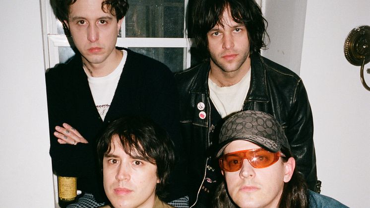 Beach Fossils - VEGA 