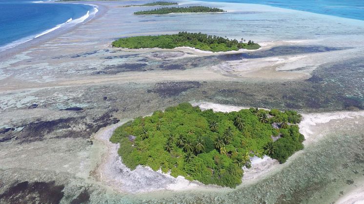 Coral reef rim islands, Huvadhoo Atoll (Photo credit: Prof. Paul Kench)