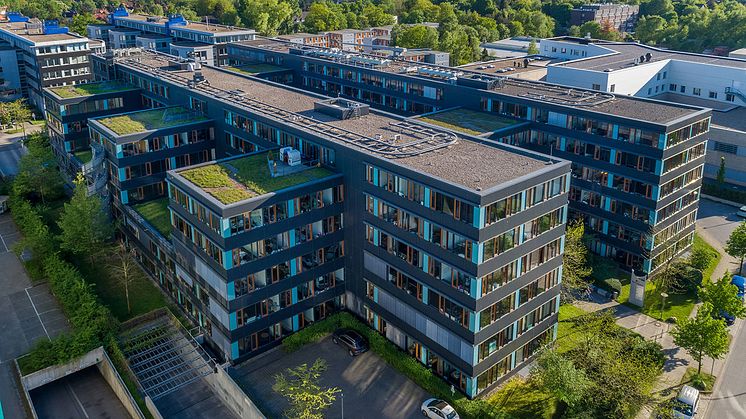Bürogebäude in Hamburg, vermietet an die MacGregor Germany GmbH & Co. KG, einem weltweit führenden maritimen Anbieter von Fracht- und Ladungsumschlagequipment (Quelle: TLG Immobilien AG/Aroundtown SA, Urheber: Reinhardt & Sommer)